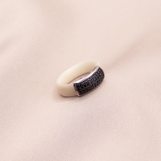 Sterling silver ring with cubic zirconia