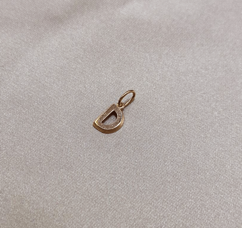 Крестик из розового золота