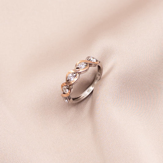 Sterling silver ring with gold inserts and cubic zirconia