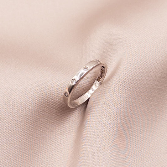 Silver ring with cubic zirconia
