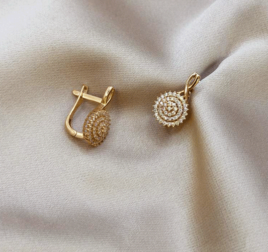 Cercei din aur roz cu zircon