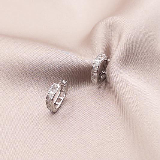 Серьги из серебра с цирконом