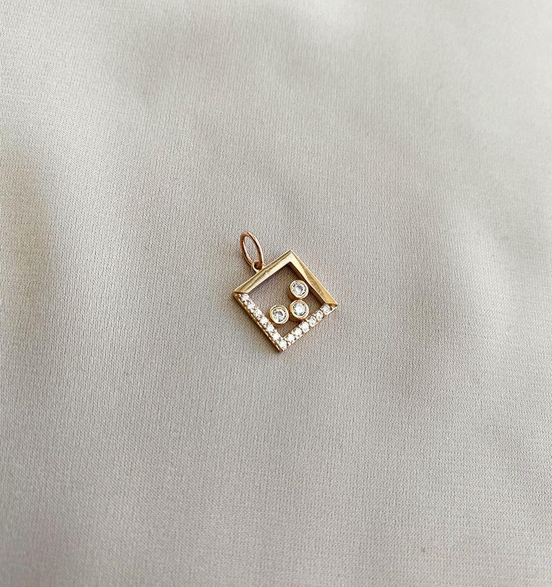 Подвеска из розового золота