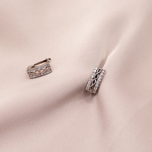 Серьги из серебра с цирконом