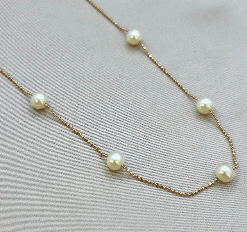 Колье из розового золота