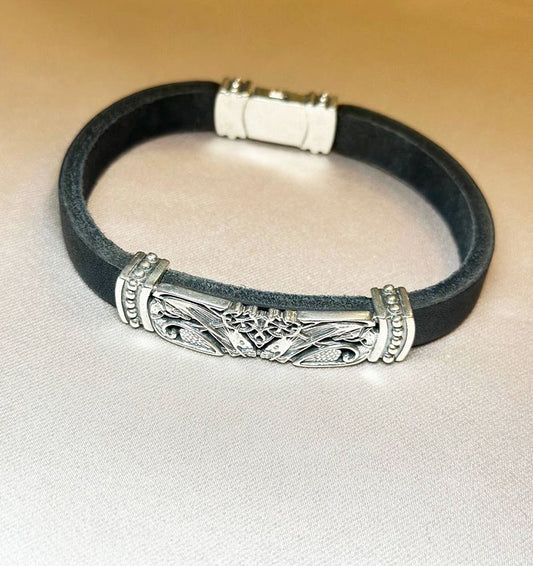Silver bracelet with rubber and leather