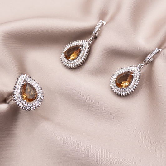 Silver set with zirconia