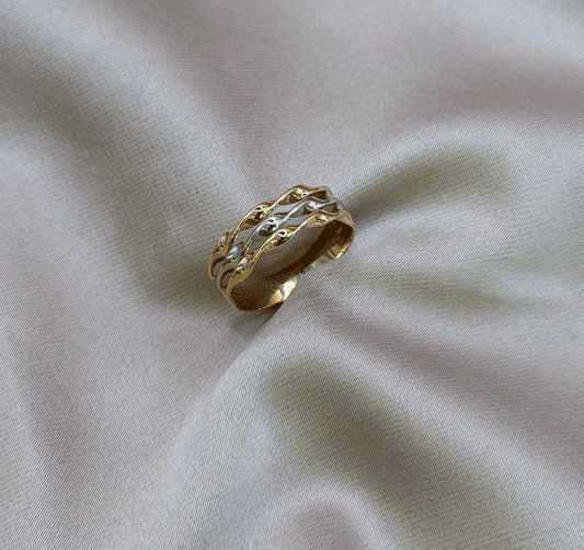 Rose gold ring