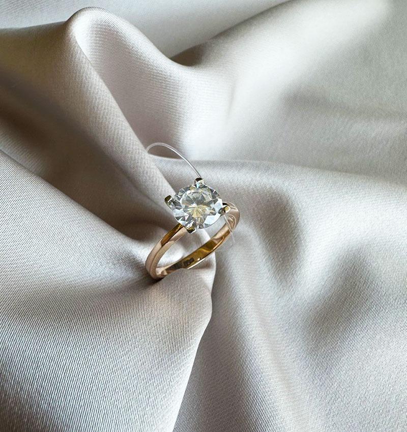 Inel din aur roz cu zirconiu