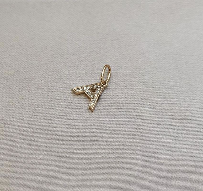 Подвеска из розового золота