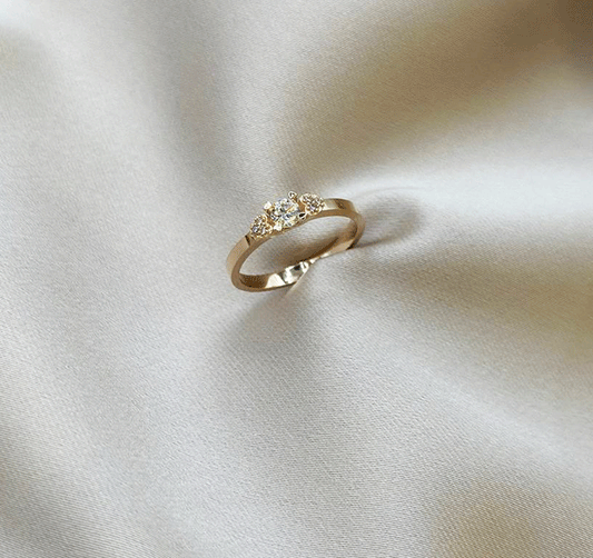 Помолвочное кольцо из розового золота