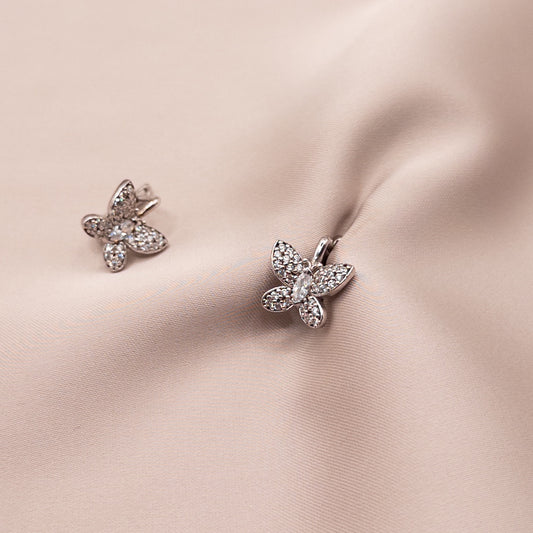 Серьги из серебра с цирконом