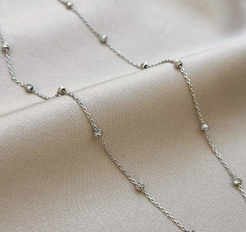Colier din aur alb