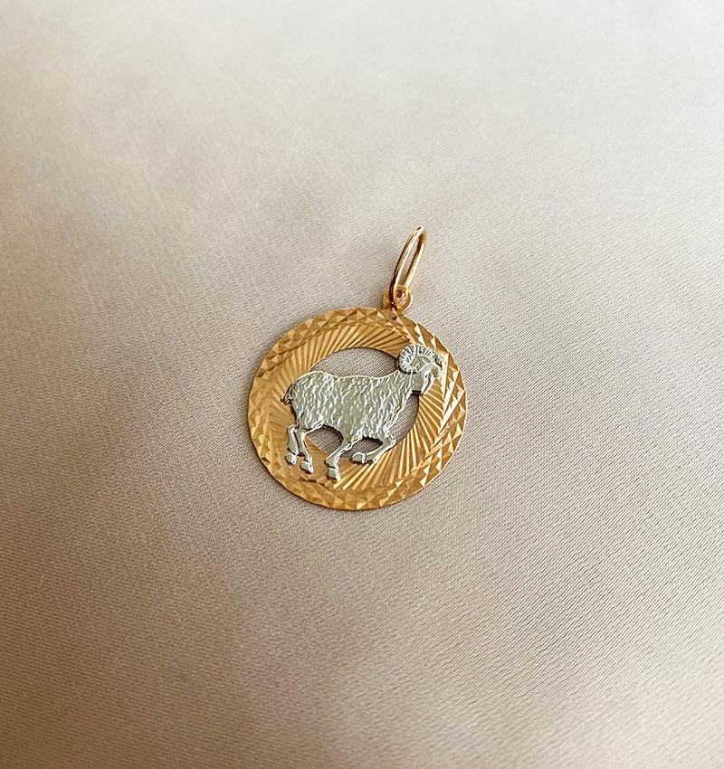 Rose gold pendant