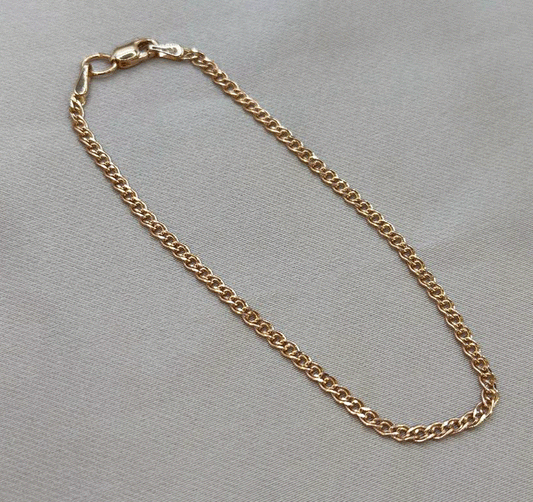 Rose gold bracelet with pearls