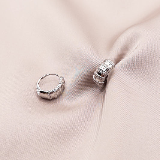Серьги из серебра с цирконом