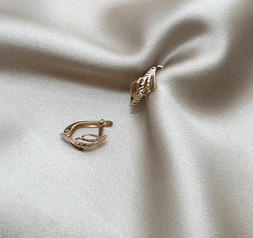 Серьги из розового золота