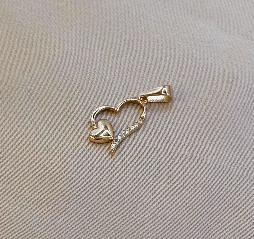 Подвеска из розового золота с цирконом