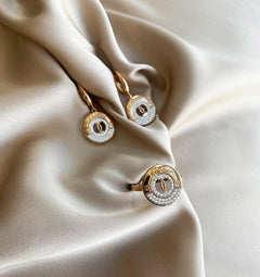Rose gold ring with cubic zirconia
