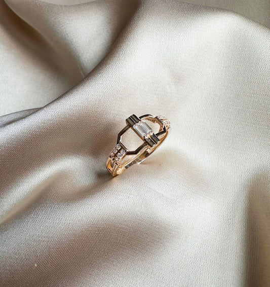 Inel din aur roz cu zirconiu