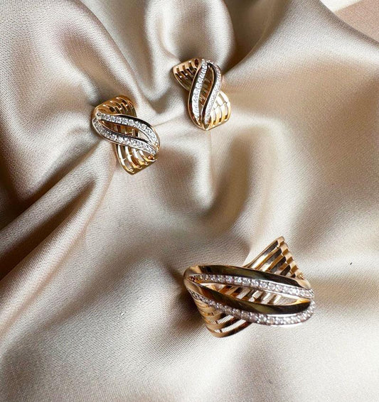 Rose gold set with zircon