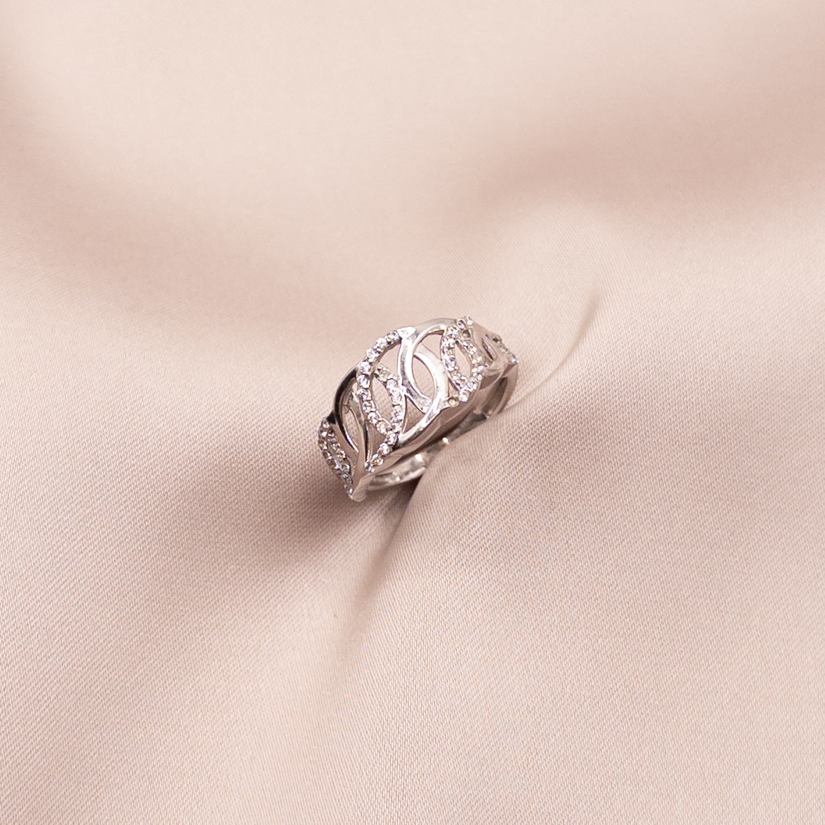 Silver ring with cubic zirconia