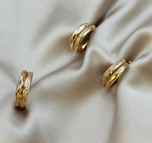 Rose gold set with zircon