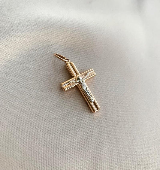 Крестик из розового золота