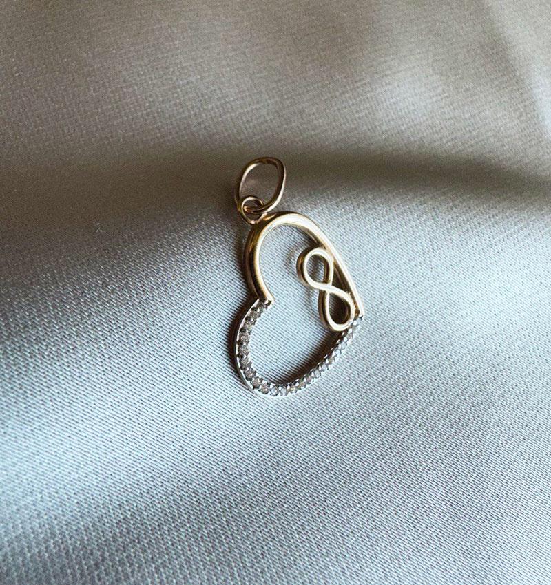 Подвеска из розового золота