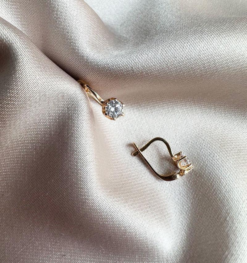 Cercei din aur roz cu zirconiu