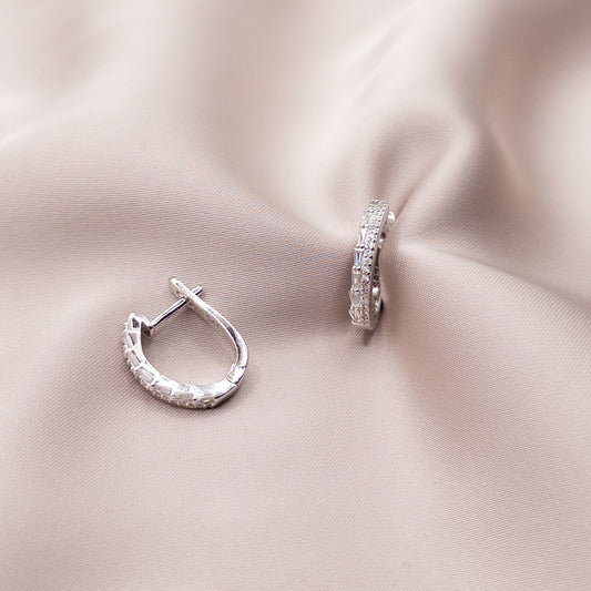 Silver set with zircon