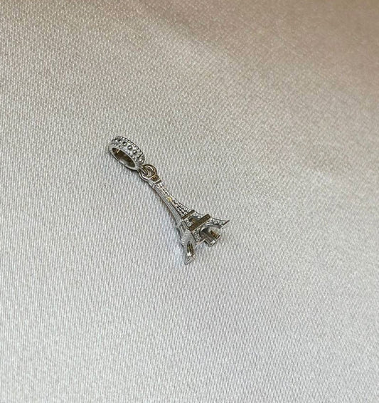 Шарм из серебра с цирконом