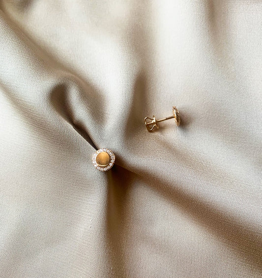 Rose gold earrings with zircon
