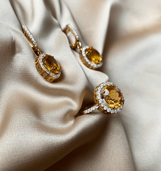 Rose gold set with zircon and citrine