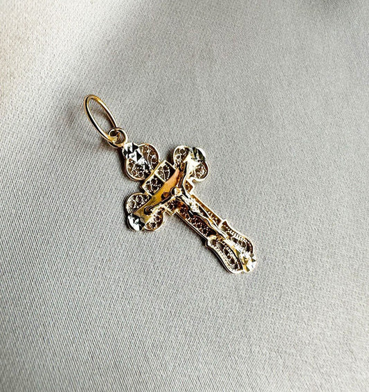 Крестик из розового золота