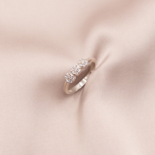 Sterling silver ring with cubic zirconia