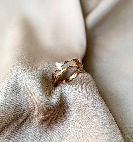 Rose gold ring