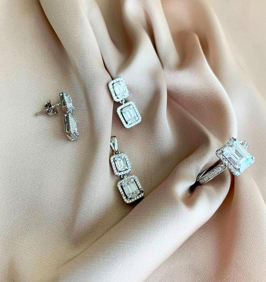 Сет из серебра с цирконом