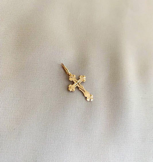 Крестик из розового золота