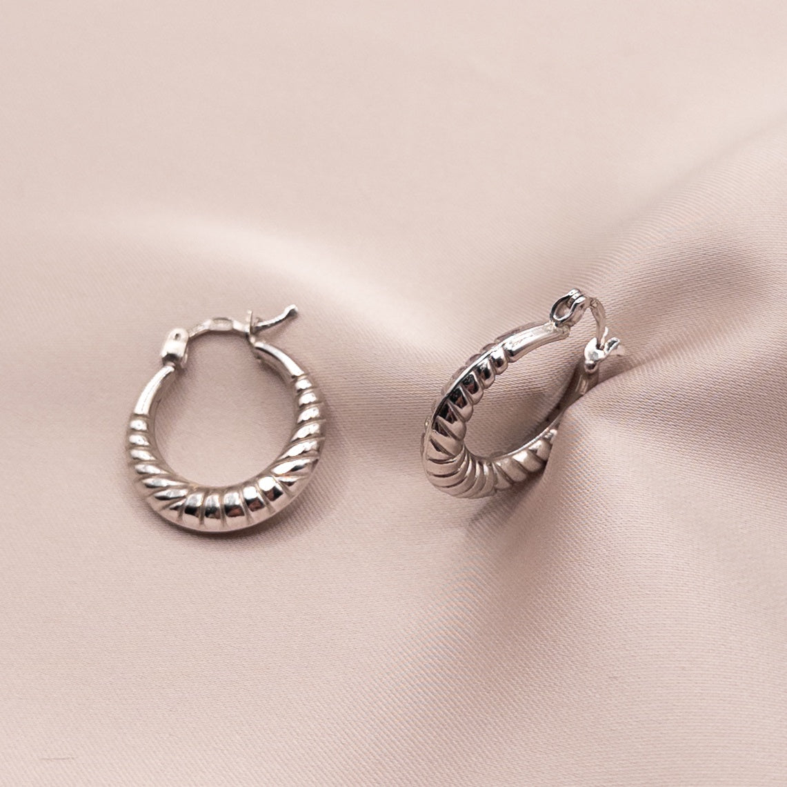 Серьги из серебра