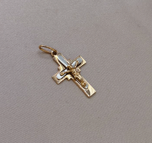 Крестик из розового золота