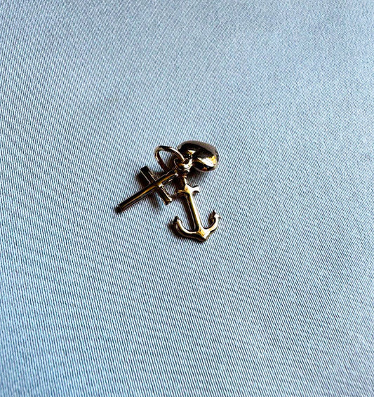 Подвеска из розового золота