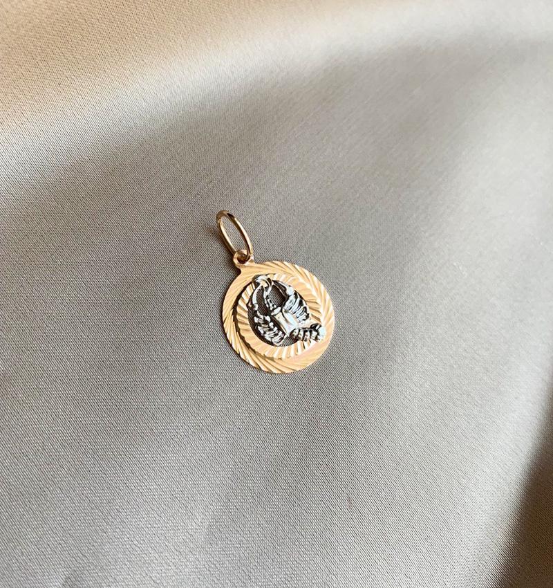 Rose gold pendant
