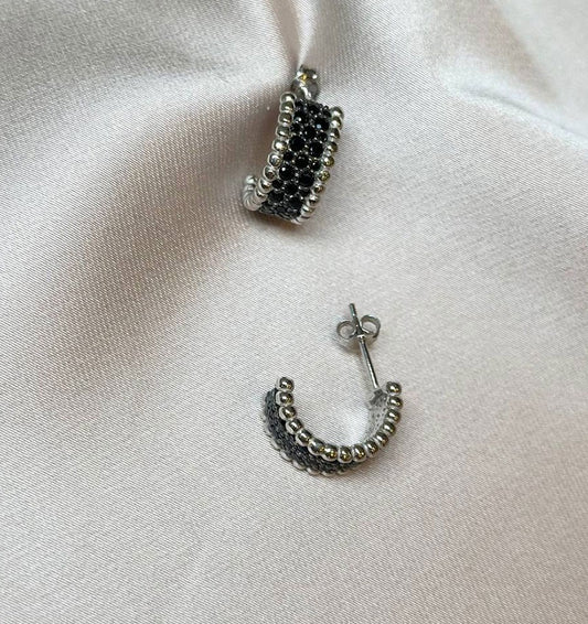 Серьги из серебра с ониксом