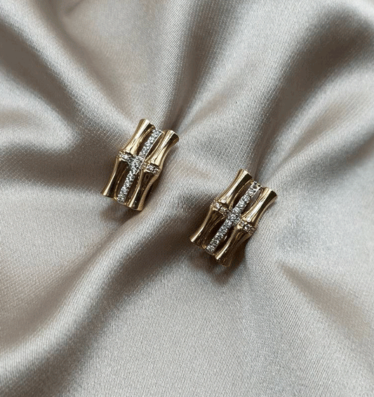 Rose gold earrings with zircon