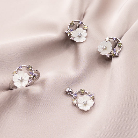 Silver set with zircon
