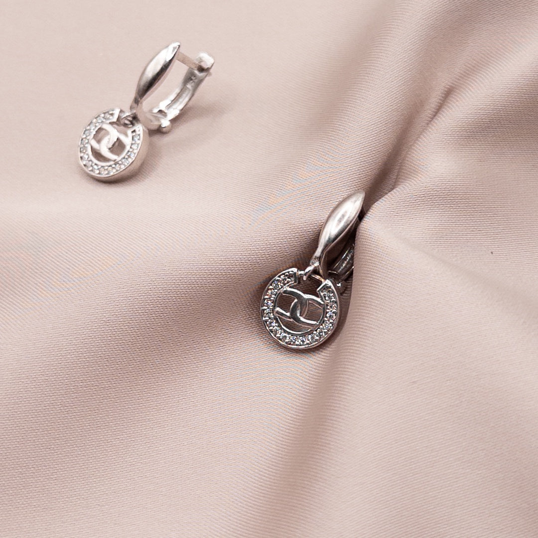 Серьги из серебра с цирконом