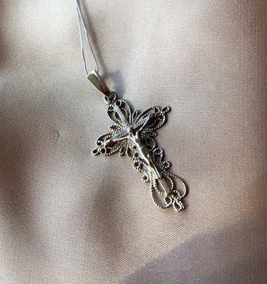 Cruce de argint cu zirconiu