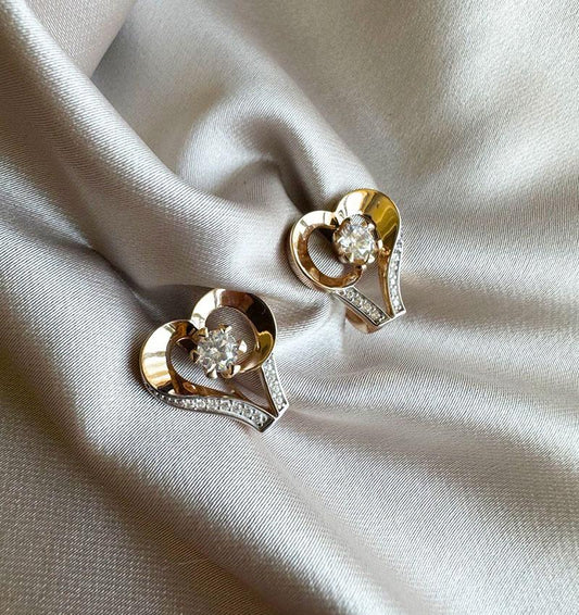 Rose gold earrings with zircon