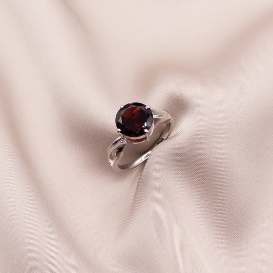 Silver ring with cubic zirconia